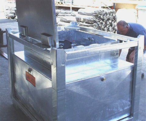 Foto: Geöffnete Klappe